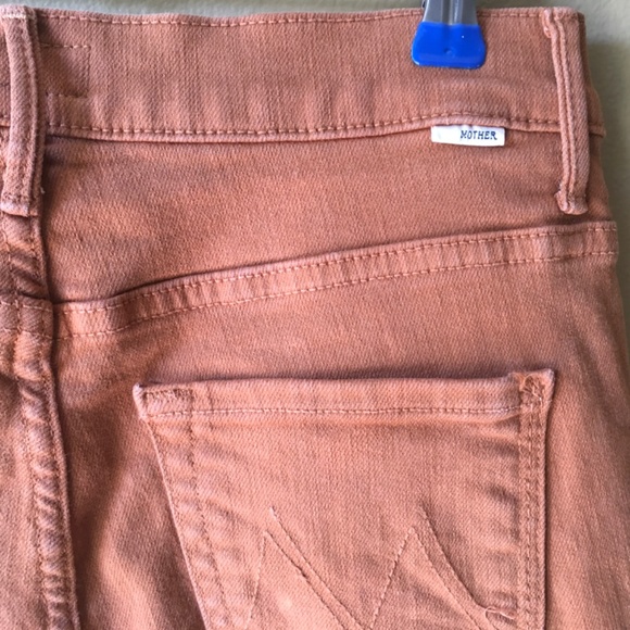 MOTHER The Pixi Insider Ankle Fray Jeans - Picture 6 of 9